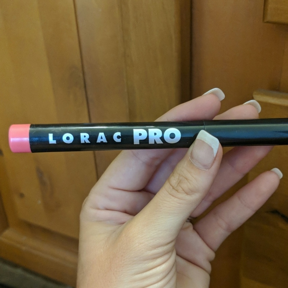 Lorac pro lipstick
